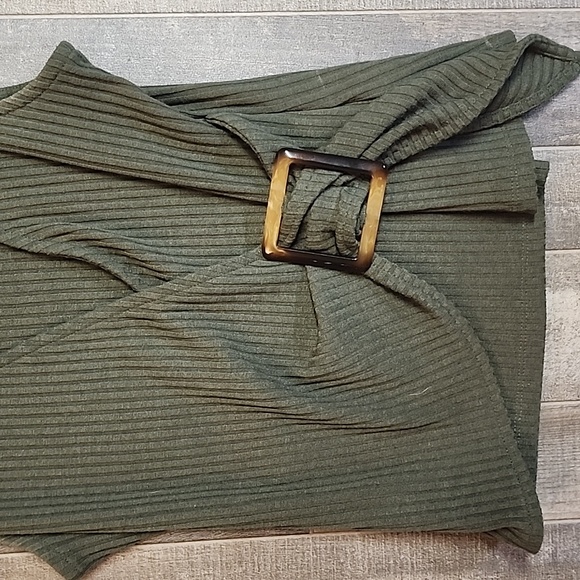 Express brand tank top - Picture 6 of 8